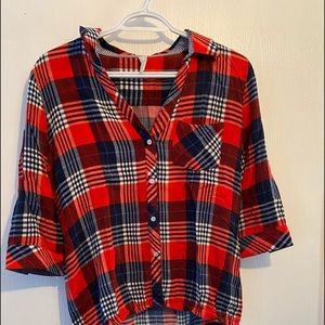 Women’s plaid top size small/medium